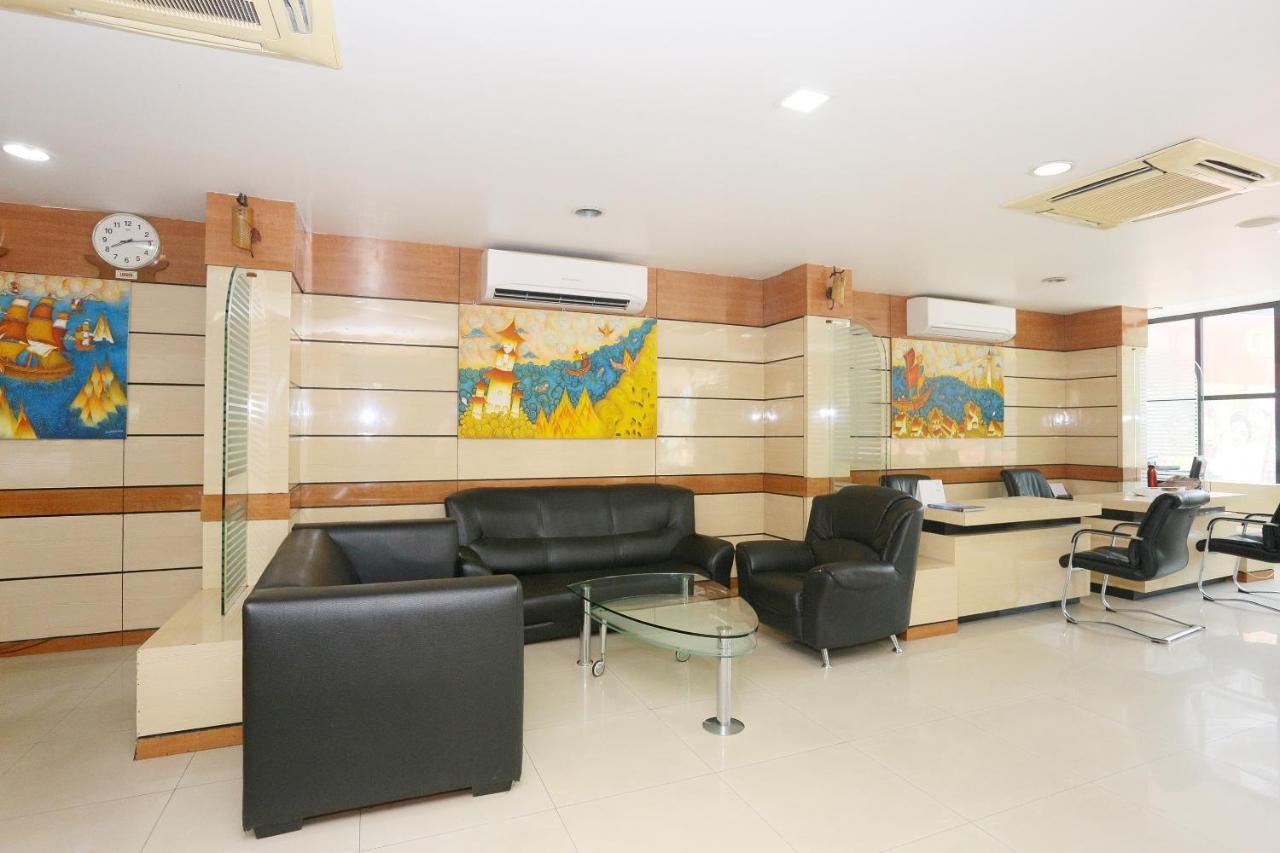 Hotel Capital O 45944 Club 7 Tiruvalla Exteriér fotografie