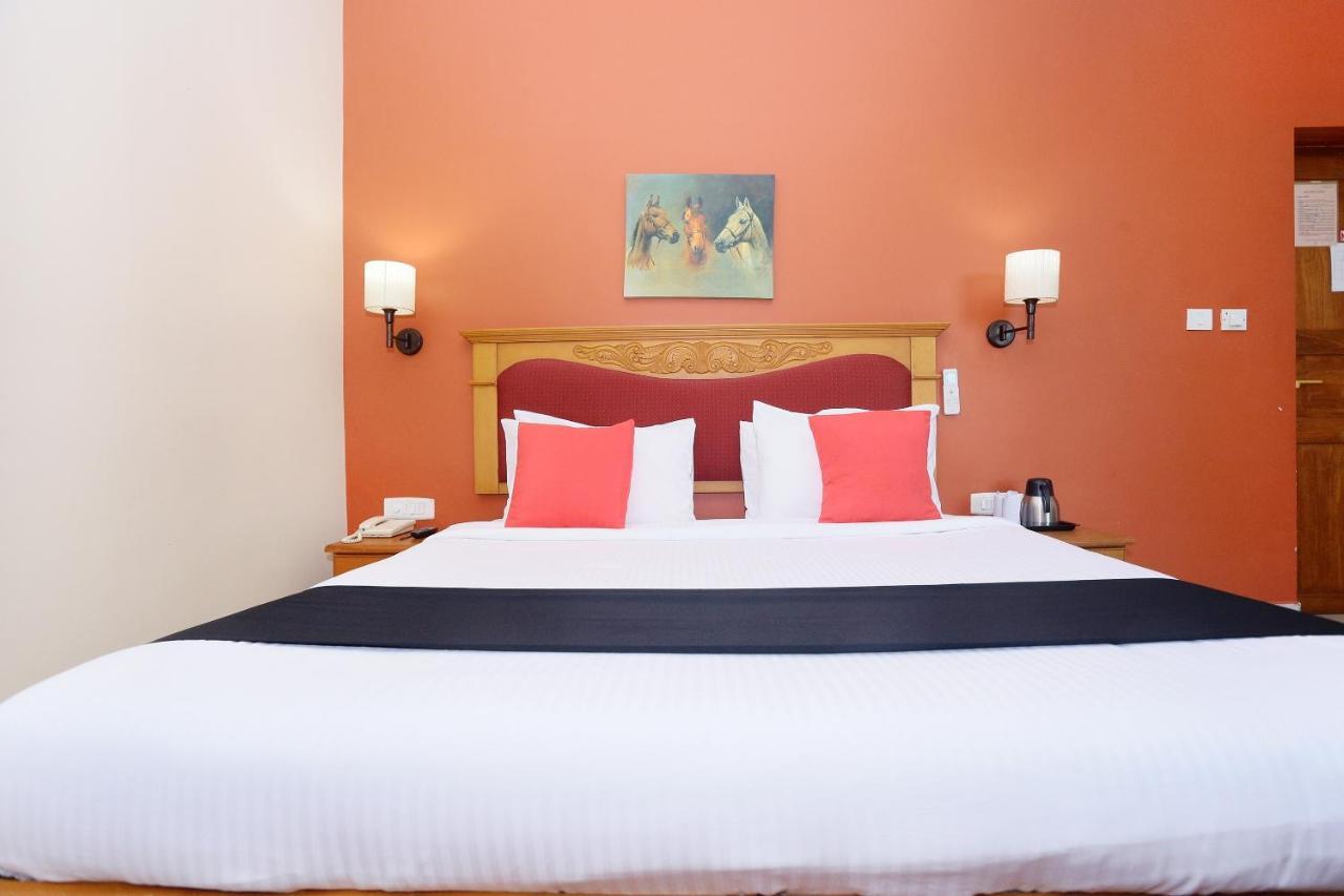 Hotel Capital O 45944 Club 7 Tiruvalla Exteriér fotografie