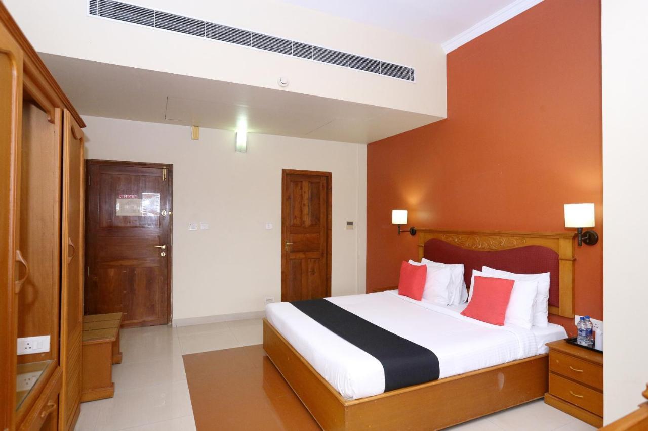 Hotel Capital O 45944 Club 7 Tiruvalla Exteriér fotografie